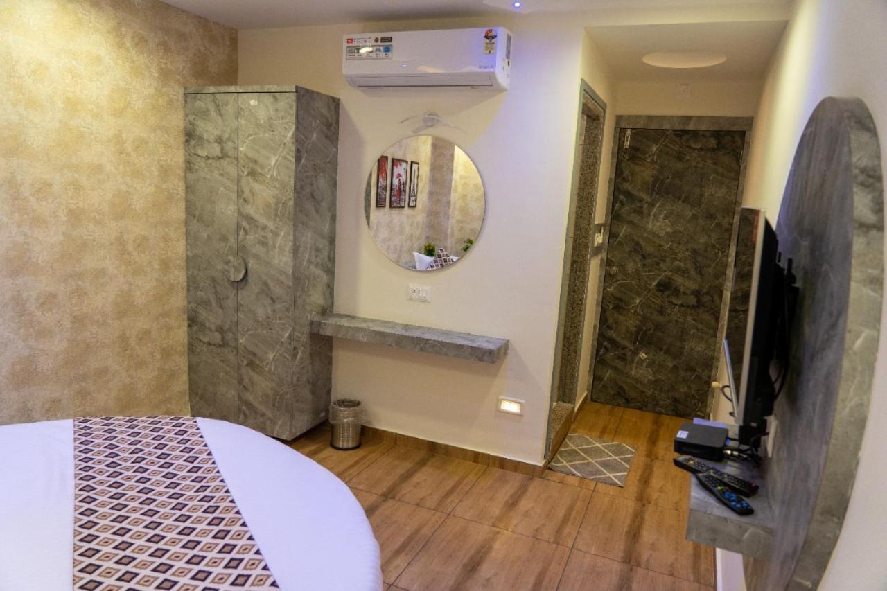 Hotel Lee Grand Ānand Extérieur photo
